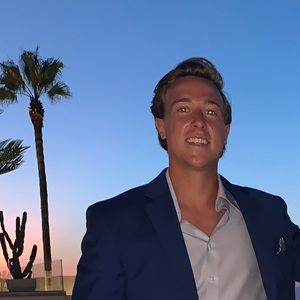 Meet your Posher, Luke